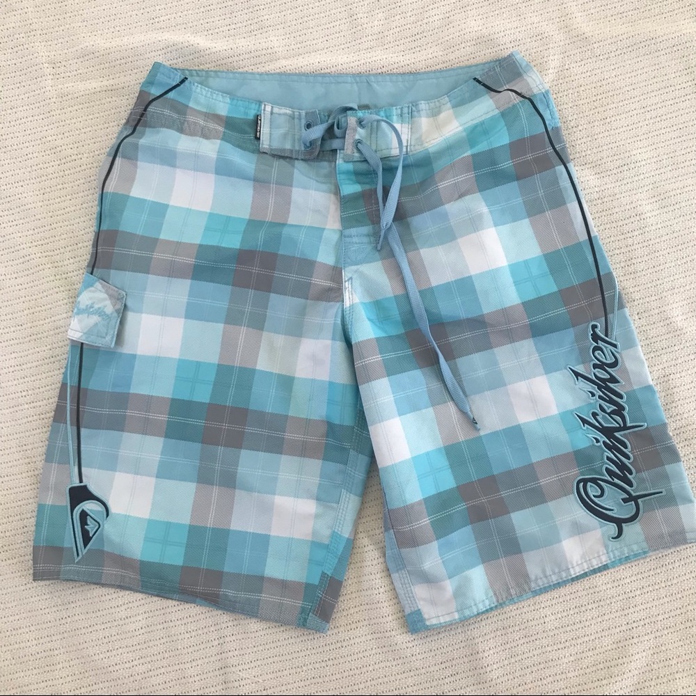 🌊🌊🏊🏊🏽‍♂️ QuickSilver swim trunks